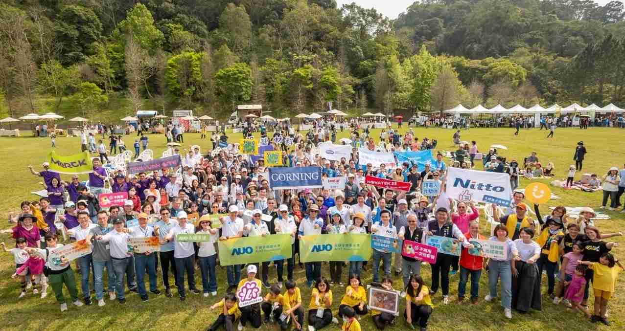 糖果派对致力永续平衡发展，，第14年入选DJSI世界指数成分股（DJSI World），，，，在全球顶尖电子设备仪器组件产业展现卓越的永续竞争力，，，获国际指数肯定